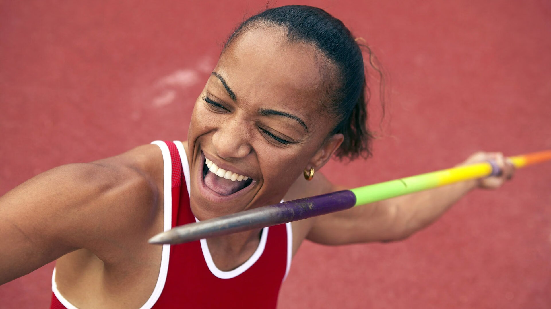 爱游戏入口-火箭完胜国王，范弗利特如何从溢价合同化身休城关键先生？